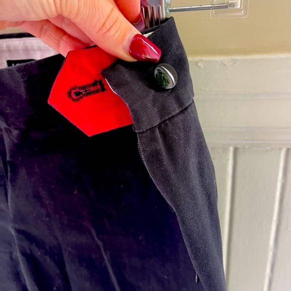 J. Crew City Fit Black Shorts, size 4, stretch material - Picture 4 of 5